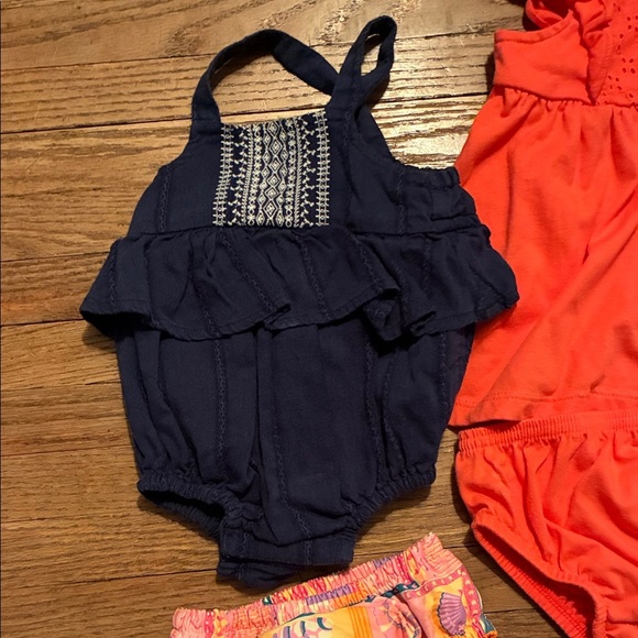 Colorful Baby Clothing Set - Picture 2 of 13